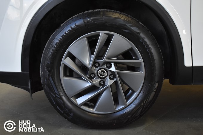 NISSAN Qashqai MHEV 140 CV Business